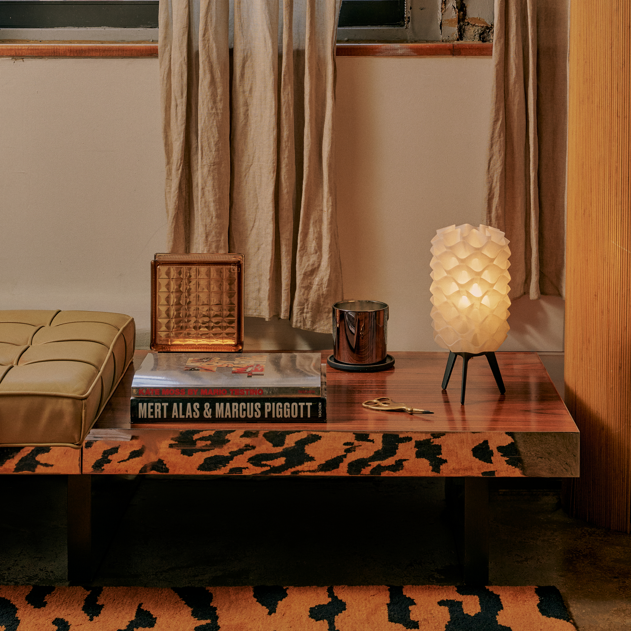 Lotus Lamp